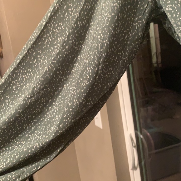 🌺green pattern dress - Picture 7 of 10